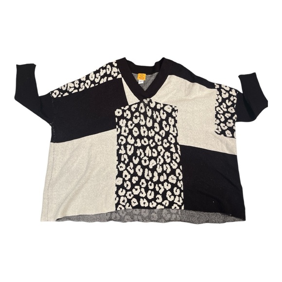 Ruby Rd Woman Sweater. V neck One size fits most - Picture 3 of 12